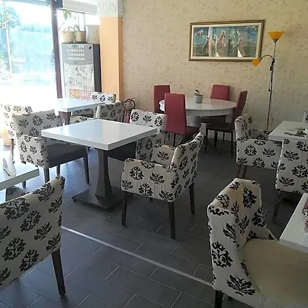 Hotel Agathoupoli Korinós